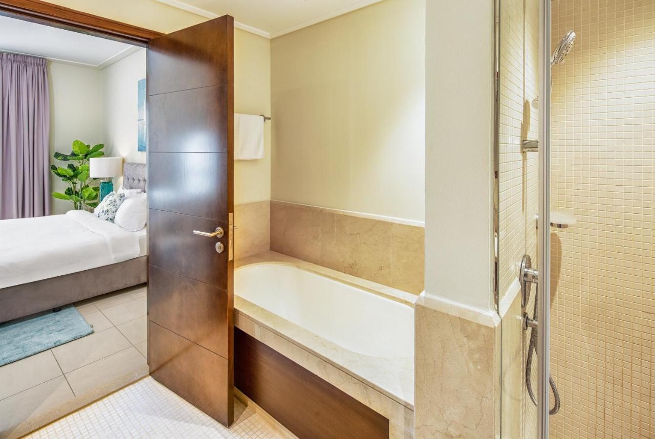 Nasma Luxury Stays - Fantastic Burj Khalifa View From This Fancy Condo 迪拜 外观 照片